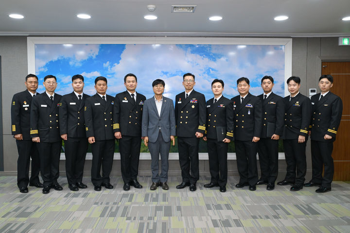 거제시, 해군 강화도함·이억기함 함장 초청 간담회