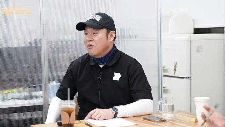 김구라, 비행기서 승객에 불쾌감 "배 툭 치면서 어이"