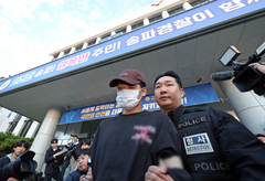공소청 송치되는 '송파 장모 살해' 피의자 김성우