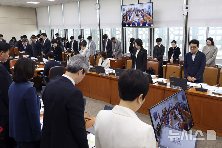 국감장서 "공공병원 무너지고 있다"…인요한·소방 진료비 논란도(종합)