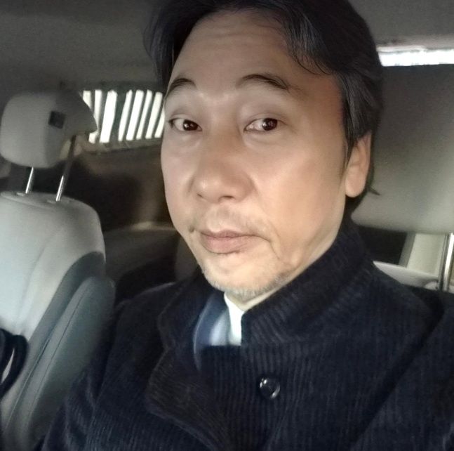 이문세 백내장 수술 고백…갑상선암 수술 2번 한 적도