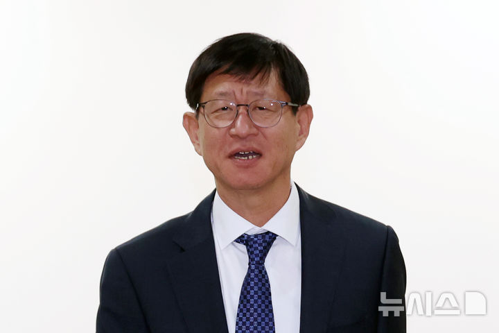 이 대통령, 최길수 청와대 특별감찰관 임명안 재가…10년만 특감 부활