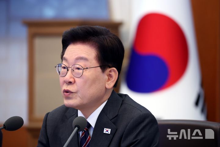 이 대통령 "성장 과실 대기업만 집중, 국가 잠재력 훼손…상생협력 패러다임 전환"