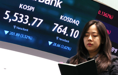 "美보다 더 빠진 국장"…실적 두 배인데 주가 왜 이러나