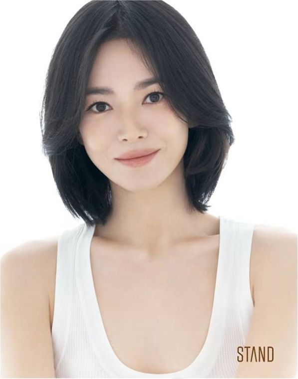 송혜교, 신생 소속사 스탠드와 전속계약…"지원 아끼지 않겠다"