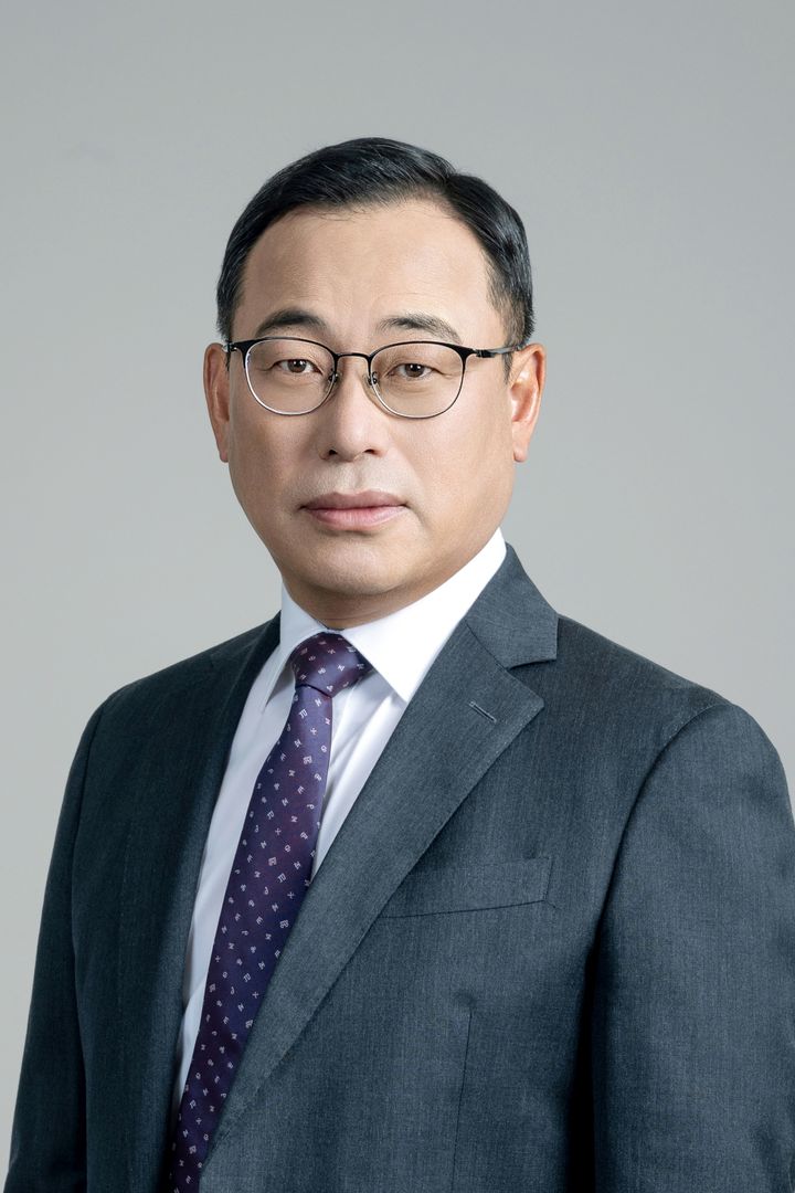 SBS 양윤석 신임 사장 취임…"'콘텐츠 1위'로 위기 돌파"