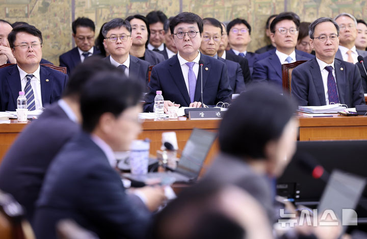 최휘영 "유홍준 논란 감사…'패노메논' 합작법인, 이달 설립"(종합)