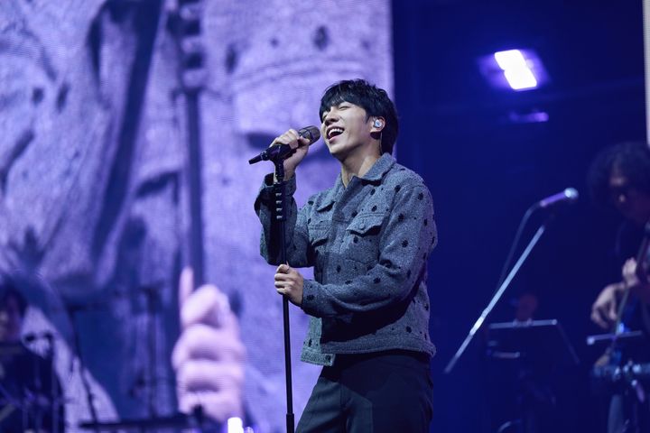 이승기, 나는 가수다…'싱어게인'