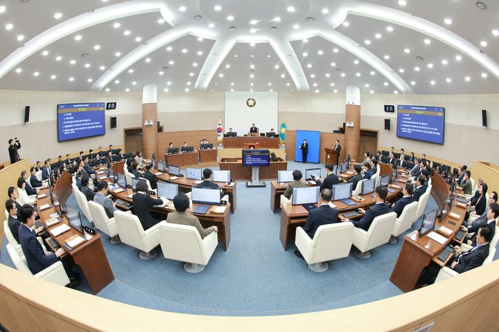 창원시의회, 임시회 개회…"28일 기관장 후보자 인사청문"