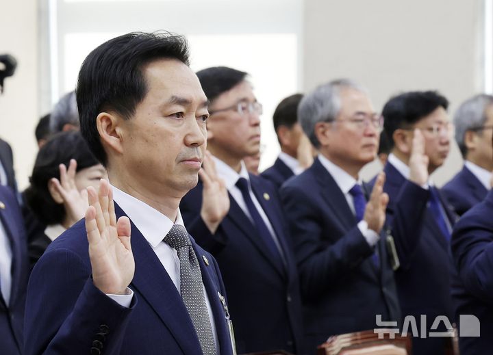김지용 "'국무회의 배석' 李에 특정 사건 답 안 할 자신 있다"