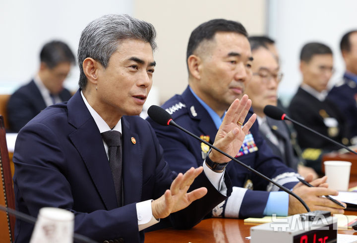 강신철, 국방부 세종 이전 추진에 "대통령 계신 데 저희 있는 것"