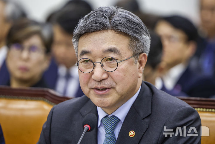 윤호중 "한강버스 예산, 사실상 불승인…적자 축소 근거 부족"