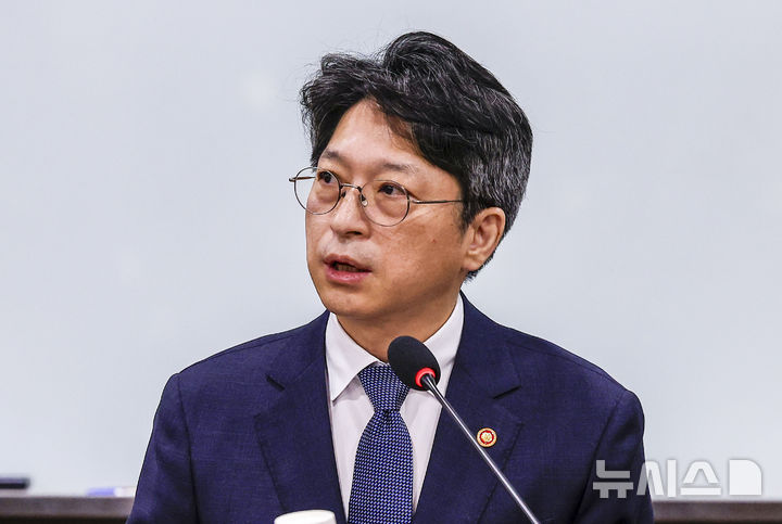 국토장관 "서울 경계 5㎞ 내 7만6700가구 공급…우수 입지 계속 발굴"