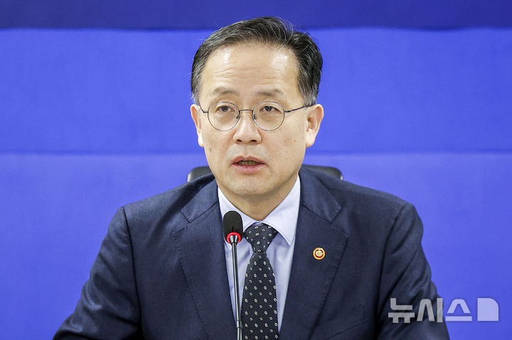 정부, 2028년부터 퇴직급여 사외적립 단계적 의무화