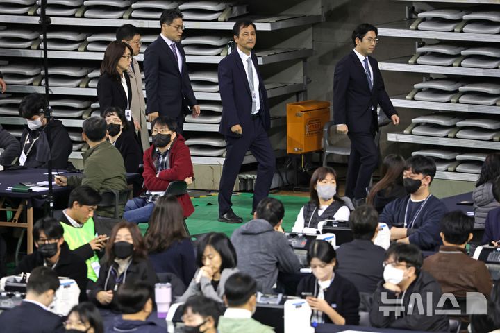 국힘 "올공 투표지 전체 증거보전해야"…민주 "장동혁 정치생명 연장용"