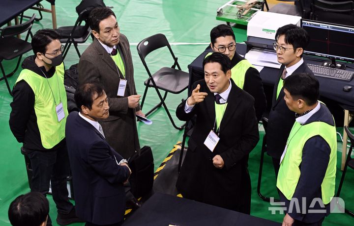 국힘, 올공 투표함 일부 선관위 이송에 "의혹 증거물 피의자에 되돌려줘, 부적절"(종합)