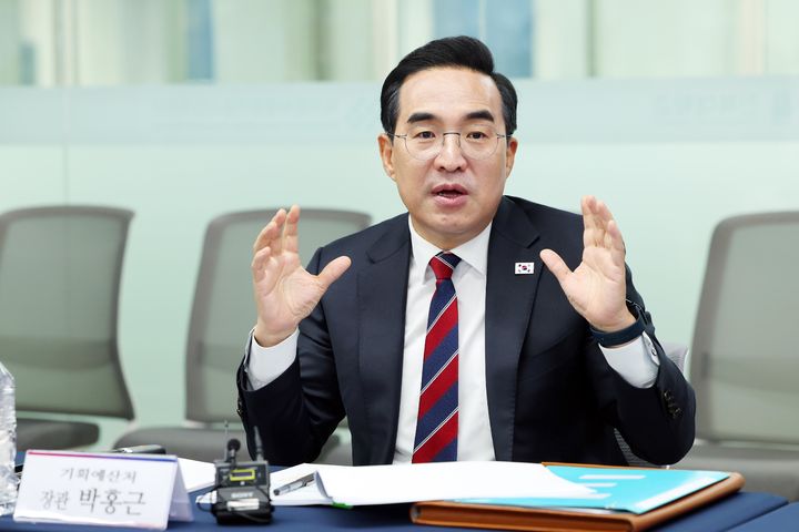 박홍근 "현대차 새만금 8.9조 투자에 인프라 구축, 규제 혁신 지원"