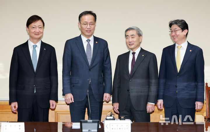 이형일 "취약차주 추가 대책 마련…주식 결제주기 단축 의견수렴"