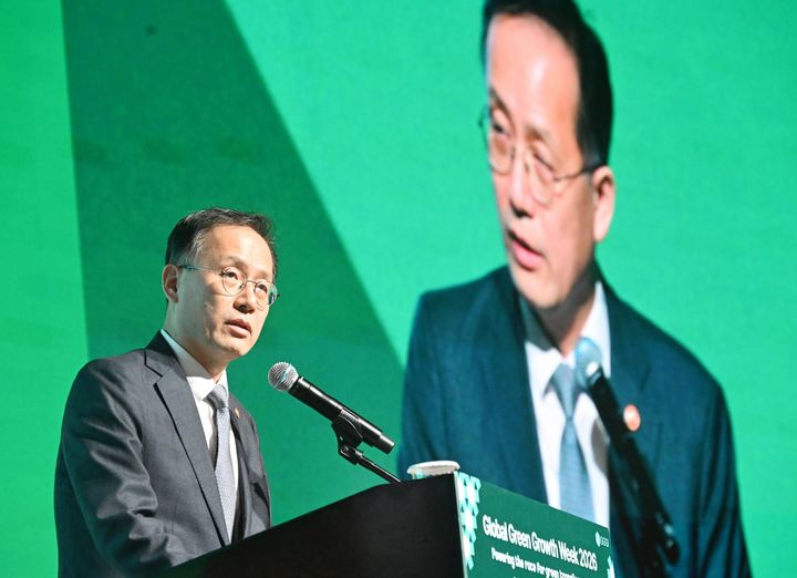 이형일 "탄소중립, 성장동력·일자리로"…글로벌 탄소시장 추진