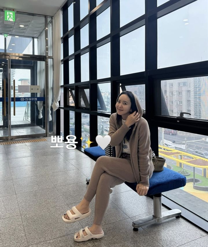 박지윤, 제주서 '탄탄'한 몸매 뽐내…관리 비결은