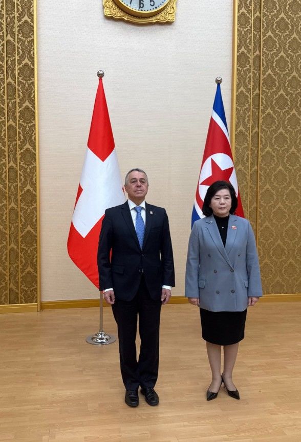 北, 스위스와 외교장관 회담 보도…"국제정세 평가 교환"