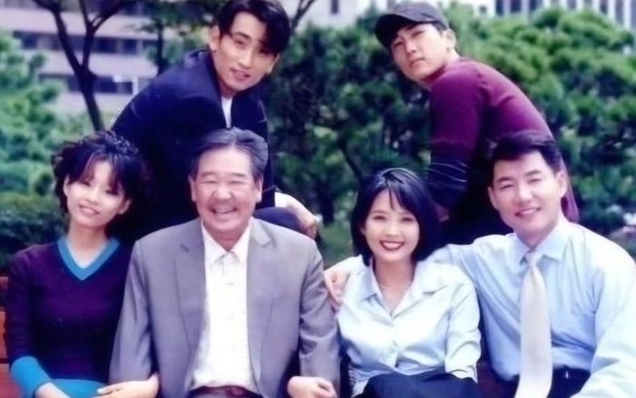 차인표, 故최불암 조문 후 옛 사진 공개…故최진실도 함께