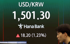 유가만 바라보는 환율…1500원대 고착 공포