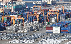 반도체 전선 이상무…내년 상반기까지 호황