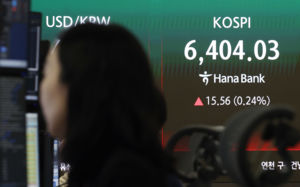 코스피 천장 뚫을때 코스닥 박스권에 갇혀