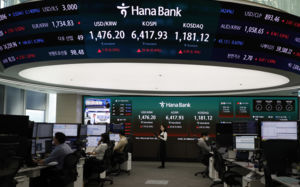 '8천피' 가나…코스피, 포성 뚫고 신고가 랠리