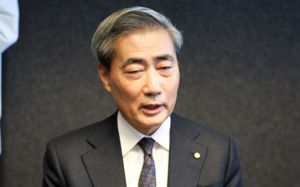 외부활동 나서는 신현송…금통위 데뷔 주목