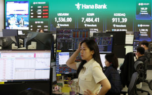 '검은 월요일'에 주저앉은 코스피, 8%대 폭락