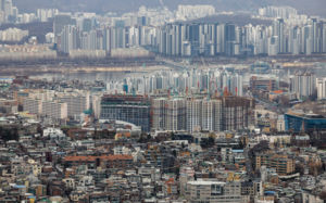 '영끌' '빚투' 설 자리 좁아진다…대출시장 꽁꽁