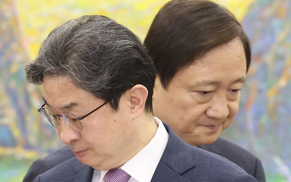 금융 수장들, 널뛰는 증시에 "무거운 책임감"