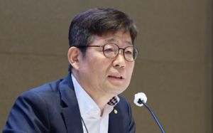 한은 "추가 금리인상, 물가·성장률이 관건"
