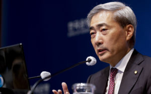 한은, 오늘 금리 결정…2연속 인상 여부 주목