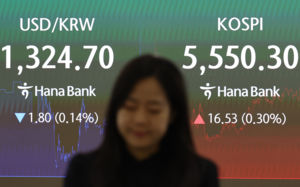 짐 싸는 개미들…예탁금 4개월새 51조 증발