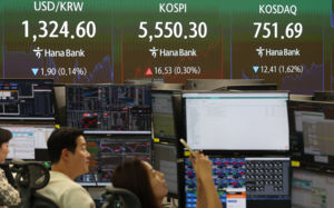 증시 급락에도…개미 ETF 매수 첫 80조 돌파