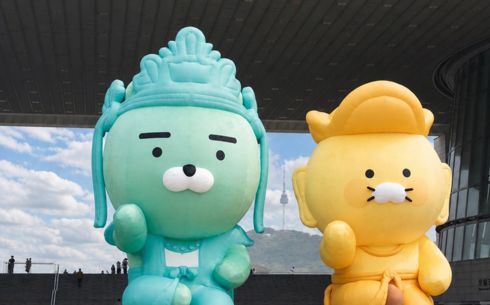 반가사유상 보러 갔다 '반가라춘상' 찰칵