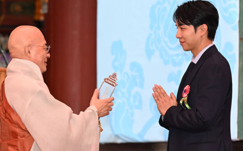 '부처님 오신날'…전국 사찰서 봉축법요식 봉행
