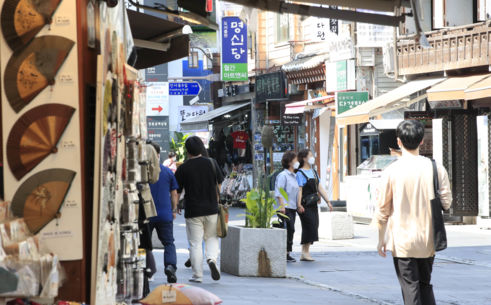 "예술은 어디에나 있다"…인사동이 미술관으로