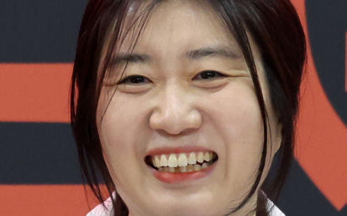 정세랑 "경솔함과 신중함 사이, 가장 좋은 글 나온다"