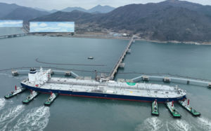 'UAE 원유' 200만 배럴 여수 비축기지 입고