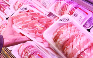 축산물 물가 6% ↑…정부, 수입·할인 총동원