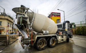 "얼마 못버텨"…건설업계, 원자재 수급 초비상