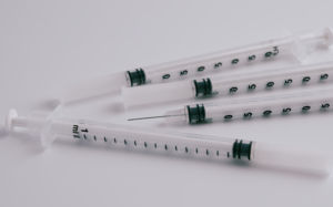 14일부터 주사기·주사침도 매점매석 금지