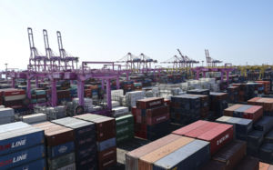 4월 수출 전망 '맑음'…月 최대 수출액 전망