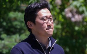 김범석 '쿠팡 총수' 지정…감시범위 대폭 강화