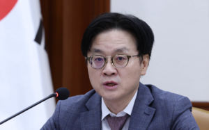 김정관 "美 신규 관세 작년 합의 넘지 않을것"