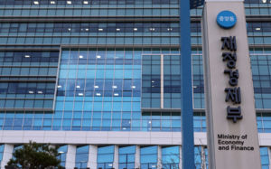 공공기관 평가 16곳 낙제점…장 2명 해임건의